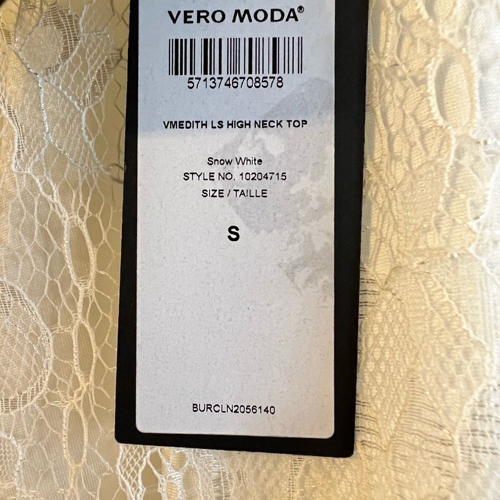 Vero Moda Lace High Neck Top - Picture 6 of 10